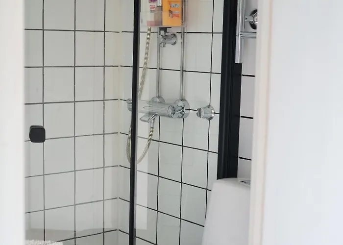 Beautiful Design In The Heart Of Kallio Ελσίνκι